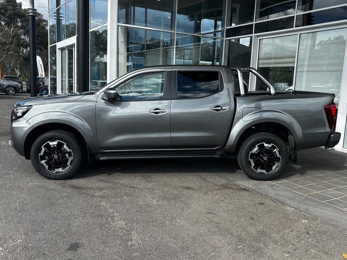 2024 Nissan Navara ST-X