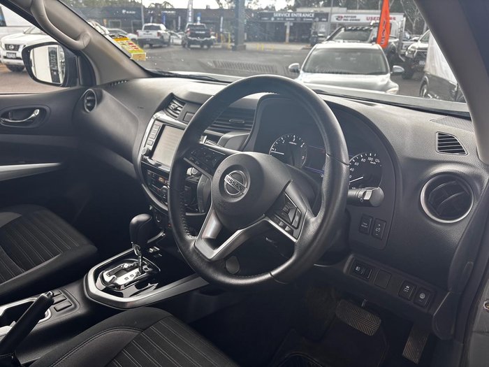 2024 Nissan Navara ST-X