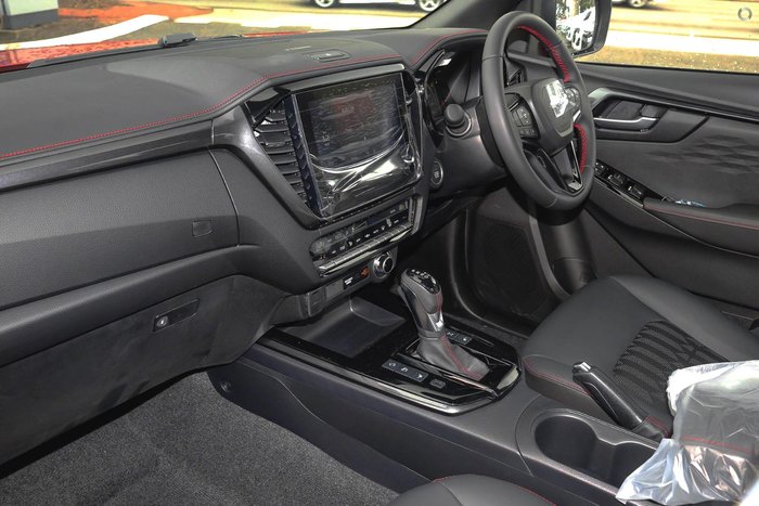 2025 Isuzu D-MAX X-TERRAIN MY24 4X4 Dual Range Magnetic Red