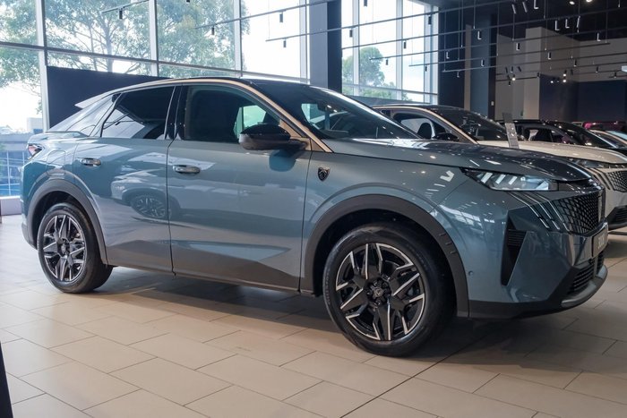 2025 Peugeot 3008 GT Premium Hybrid