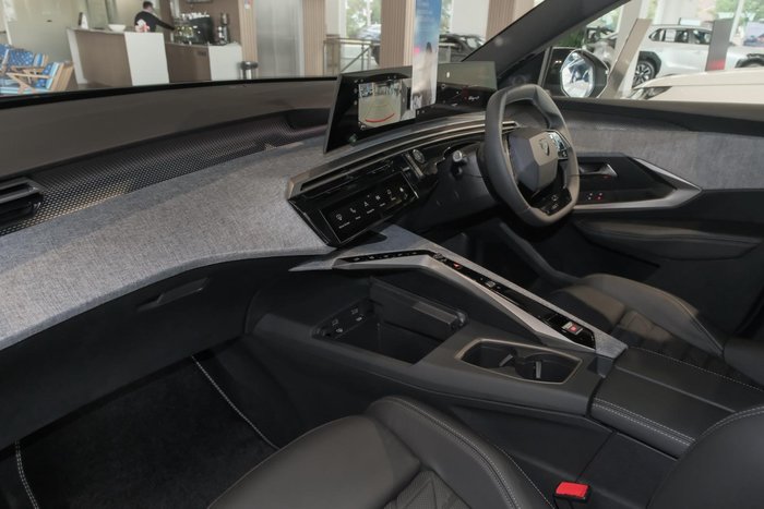2025 Peugeot 3008 GT Premium Hybrid