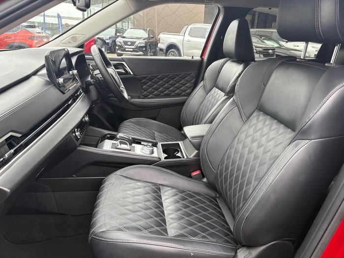 2023 Mitsubishi Outlander Exceed