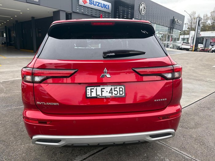 2023 Mitsubishi Outlander Exceed