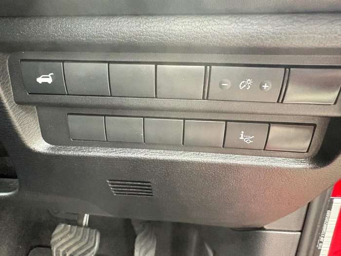 2023 Mitsubishi Outlander Exceed