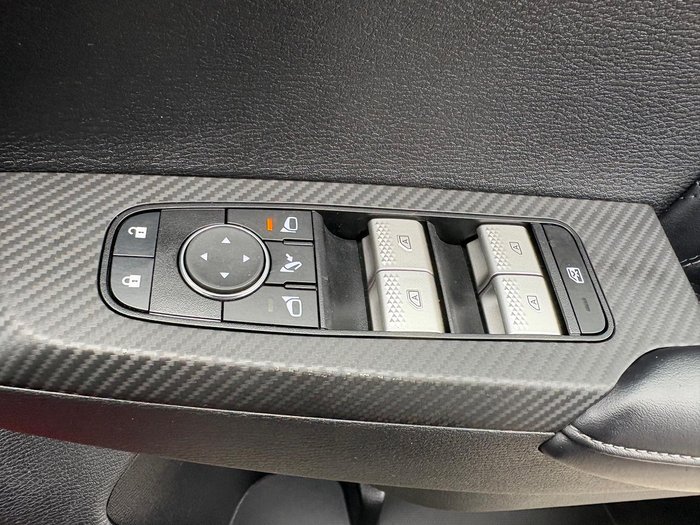 2023 Mitsubishi Outlander Exceed
