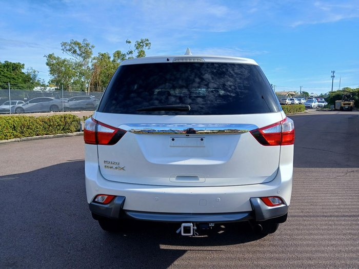 2016 Isuzu MU-X