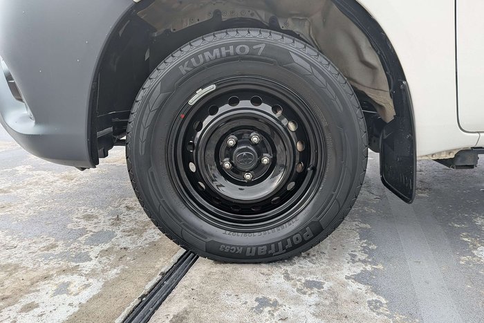 2022 Toyota Hilux Workmate