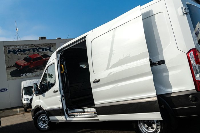 2024 Ford Transit 350L