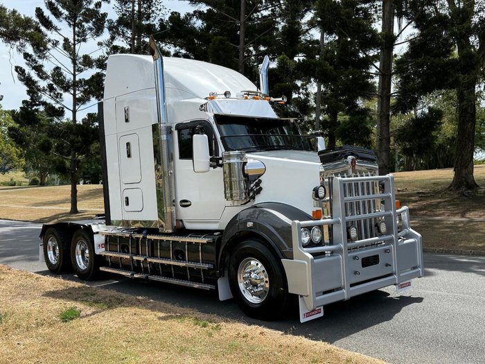 2023 Kenworth T610
