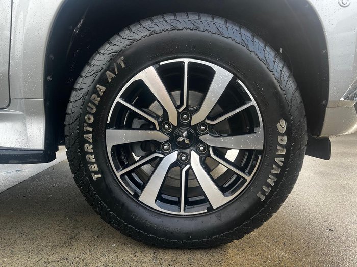 2016 Mitsubishi Pajero Sport Exceed