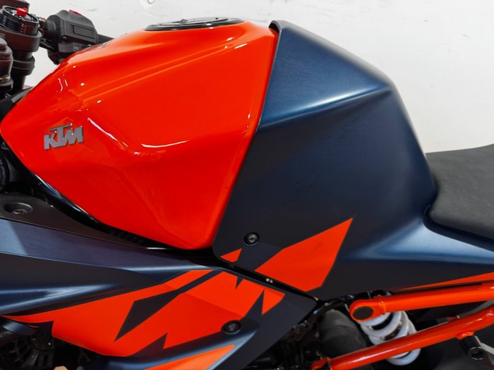 2022 Ktm RC 390 ORANGE
