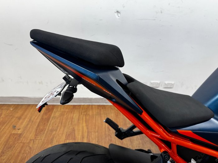 2022 Ktm RC 390 ORANGE