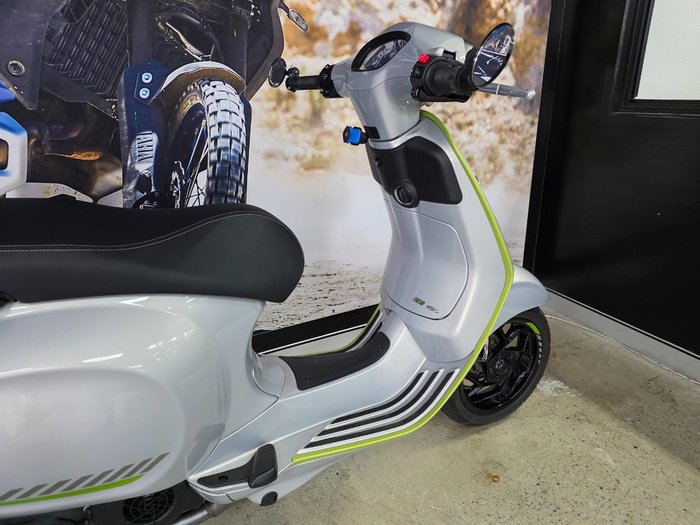 2024 VESPA SPRINT 150 TECH Grey