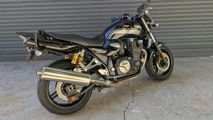 2010 Yamaha XJR1300 Black