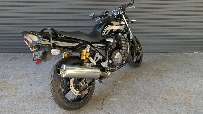 2010 Yamaha XJR1300 Black
