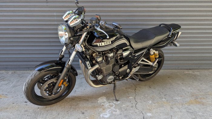 2010 Yamaha XJR1300 Black