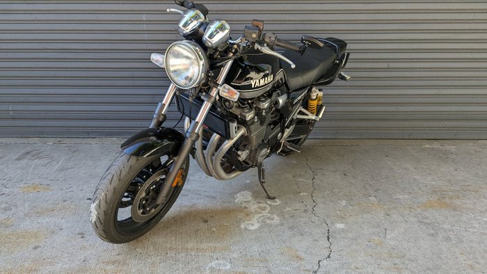 2010 Yamaha XJR1300 Black