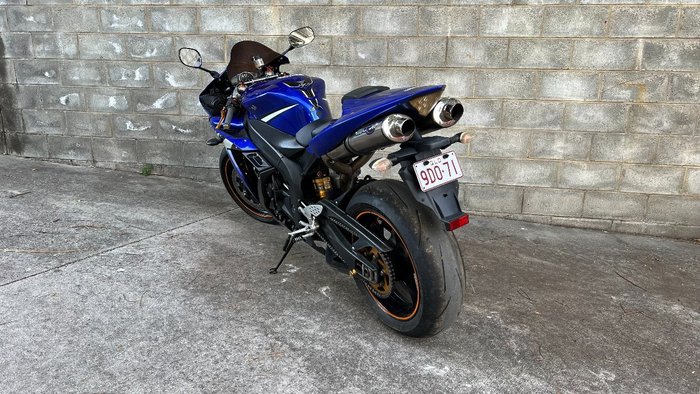 2005 Yamaha YZF-R1 BLUE/BLACK