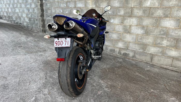 2005 Yamaha YZF-R1 BLUE/BLACK