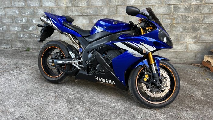 2005 Yamaha YZF-R1 BLUE/BLACK