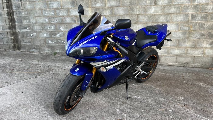 2005 Yamaha YZF-R1 BLUE/BLACK