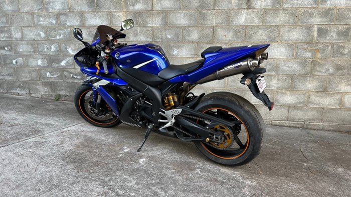 2005 Yamaha YZF-R1 BLUE/BLACK