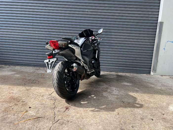 2011 Honda VFR1200F Black