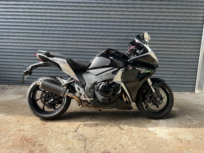 2011 Honda VFR1200F Black