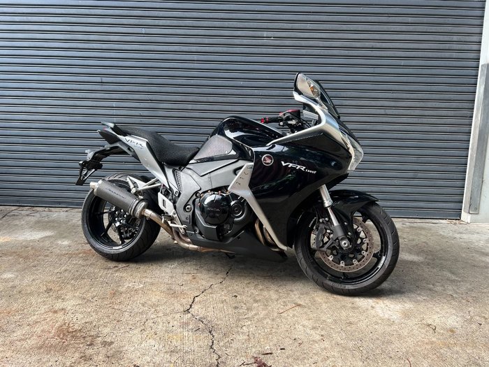 2011 Honda VFR1200F Black