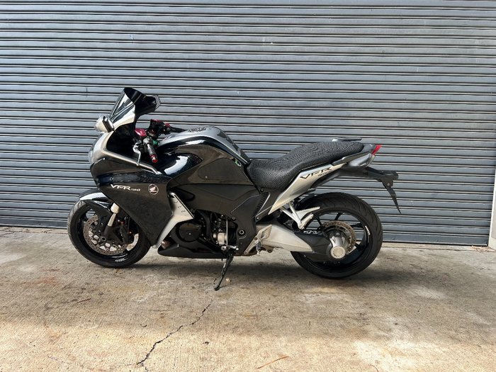 2011 Honda VFR1200F Black