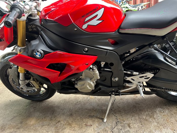 2015 BMW Motorrad S 1000 R Red