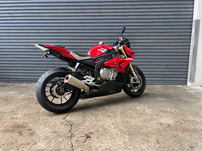 2015 BMW Motorrad S 1000 R Red