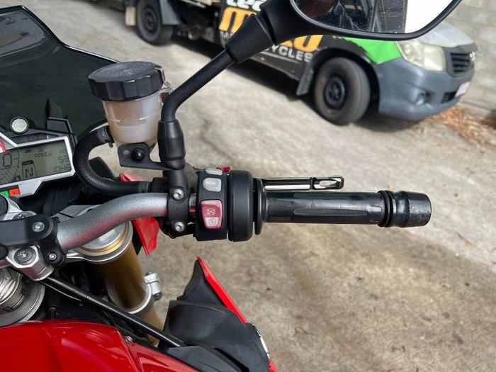 2015 BMW Motorrad S 1000 R Red