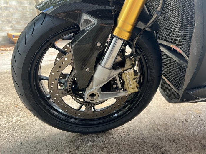 2015 BMW Motorrad S 1000 R Red