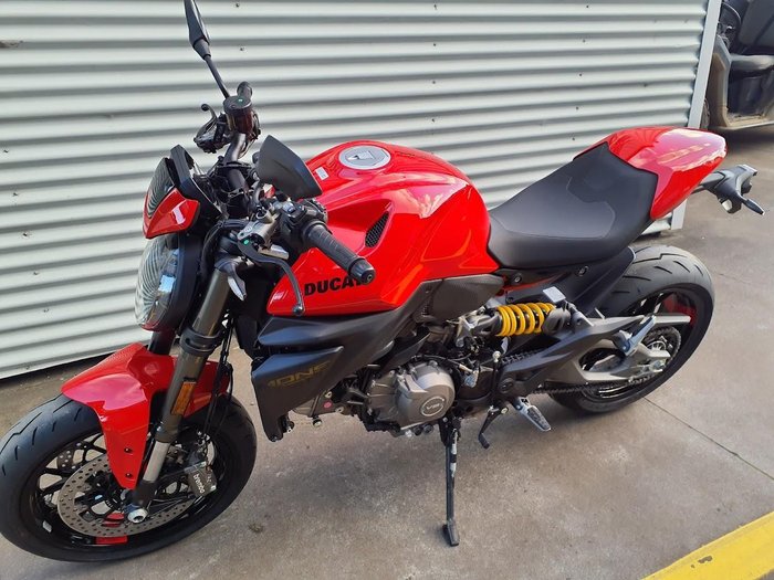 2026 Ducati Monster + 890 Monster Red