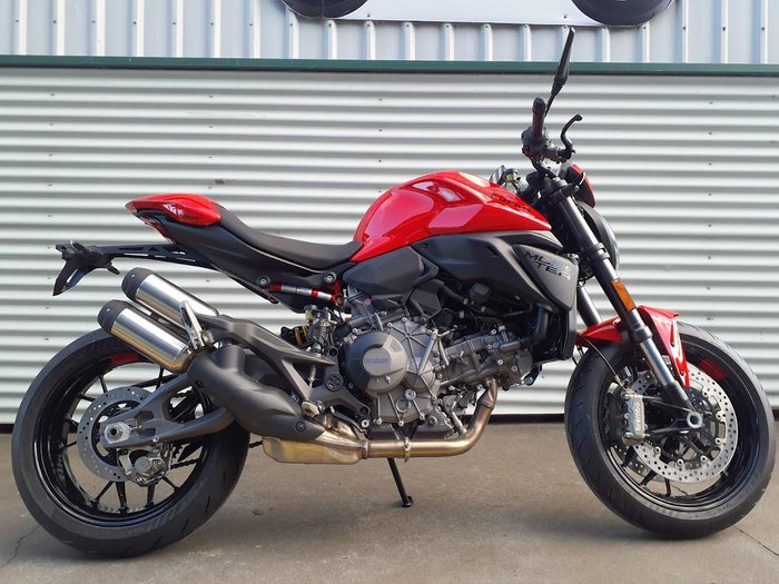 2026 Ducati Monster + 890 Monster Red