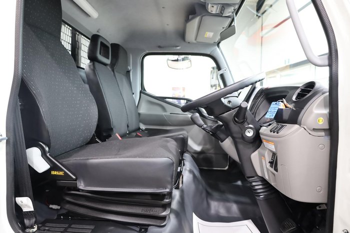 2026 Fuso Canter 4x4