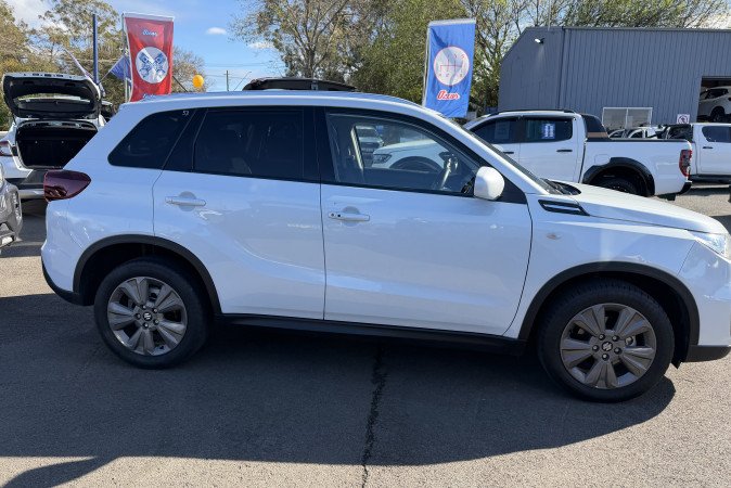 2024 SUZUKI VITARA 1.6L