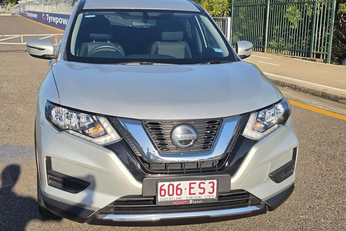 2022 Nissan X-TRAIL ST