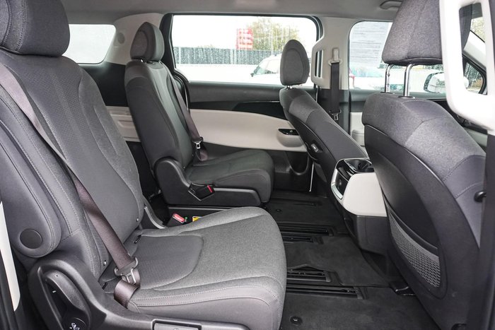 2023 Kia Carnival Si