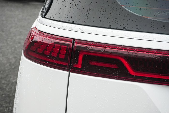 2023 Kia Carnival Si