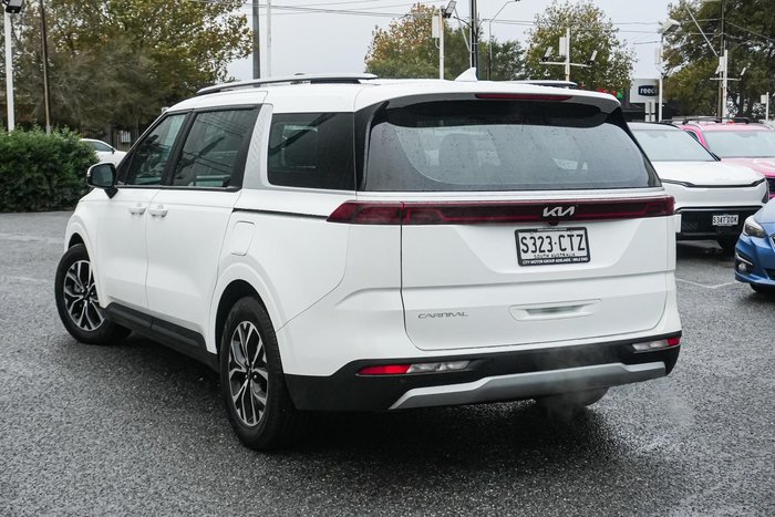 2023 Kia Carnival Si