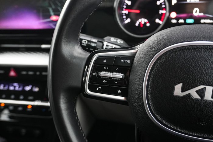 2023 Kia Carnival Si