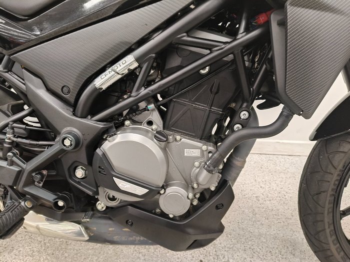 2022 CFMOTO 300 NK ABS Black