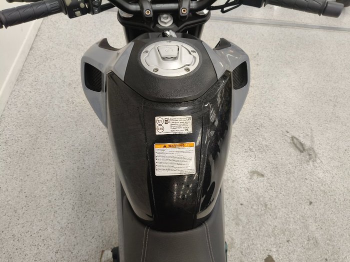 2022 CFMOTO 300 NK ABS Black