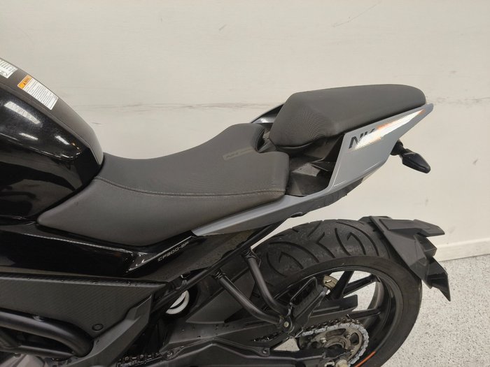 2022 CFMOTO 300 NK ABS Black