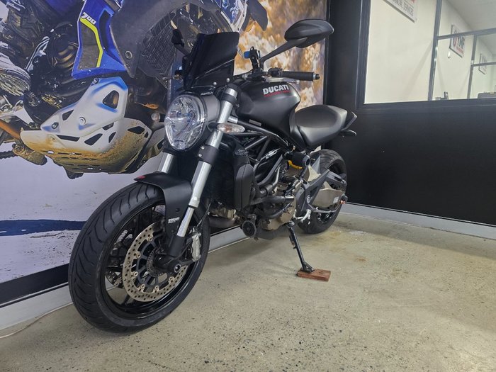 2014 DUCATI MONSTER 821 BLACK