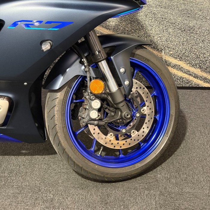 2022 Yamaha YZF-R7LA Blue