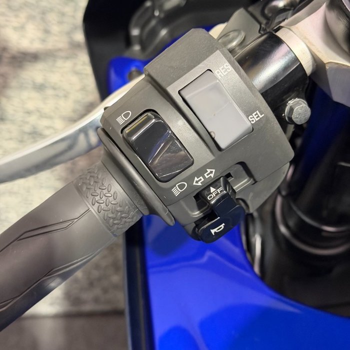 2022 Yamaha YZF-R7LA Blue