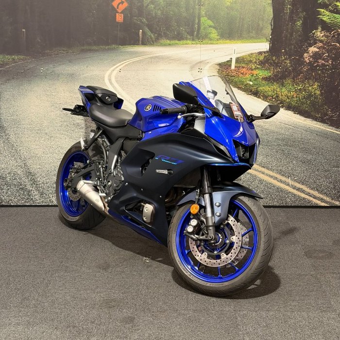 2022 Yamaha YZF-R7LA Blue